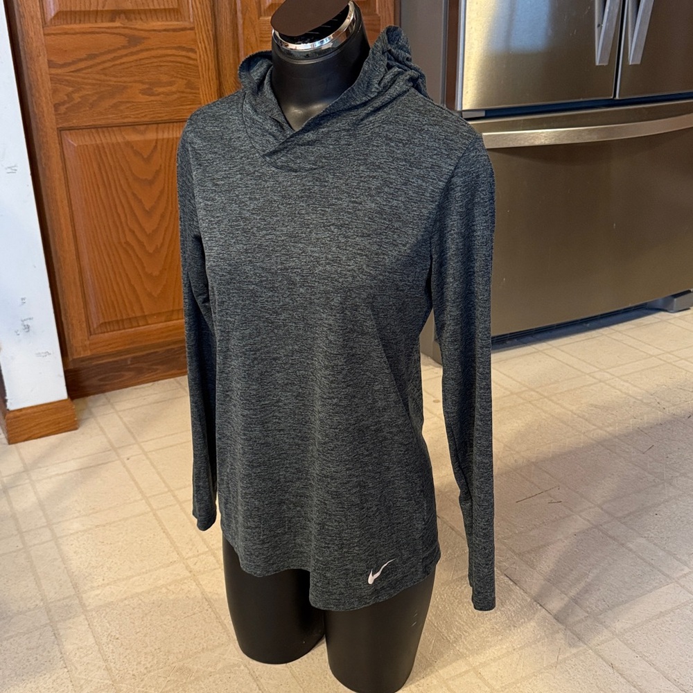 Nike women’s Dri-Fit pullover over. Size medium
